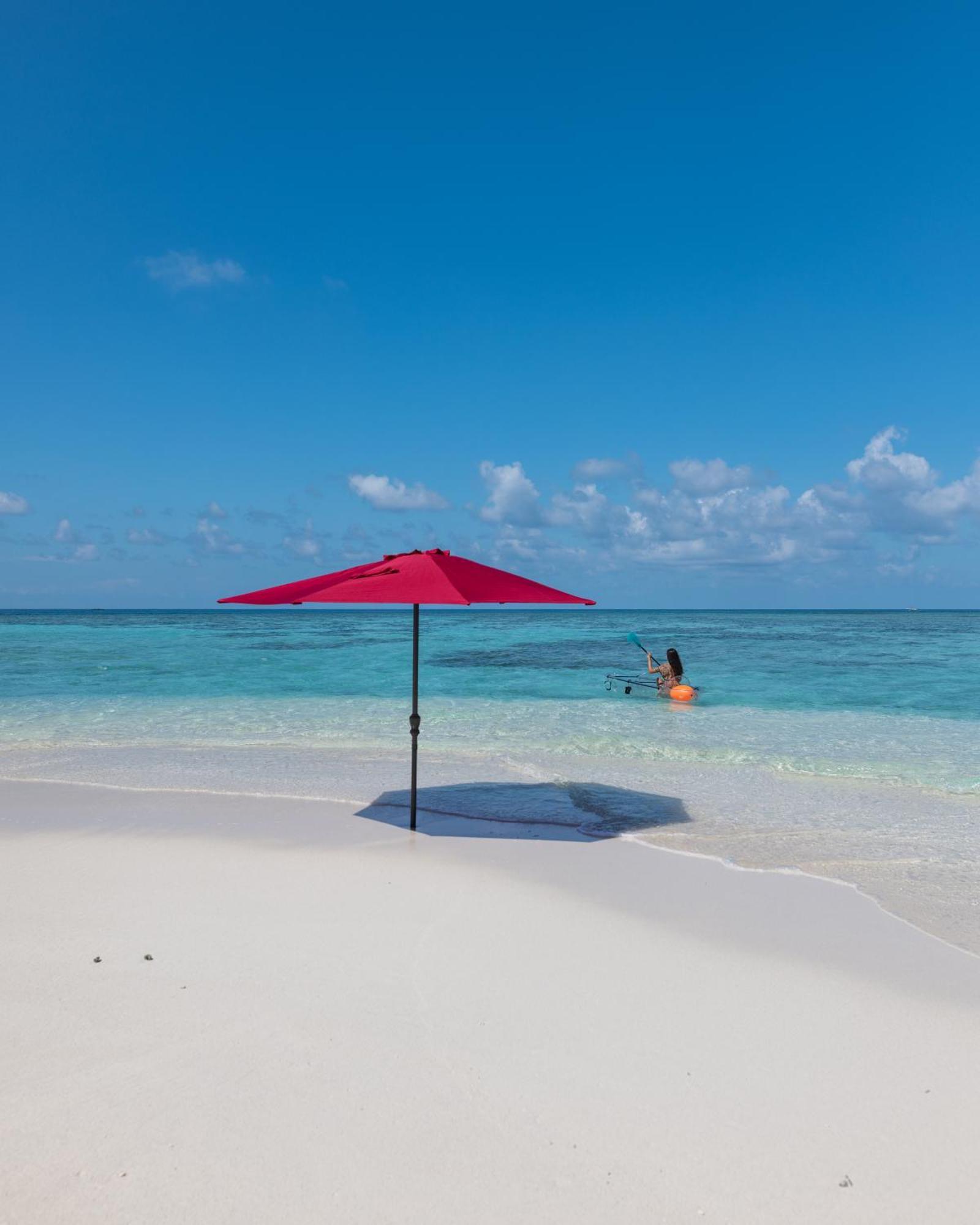 Plumeria Maldives Thinadhoo  Buitenkant foto