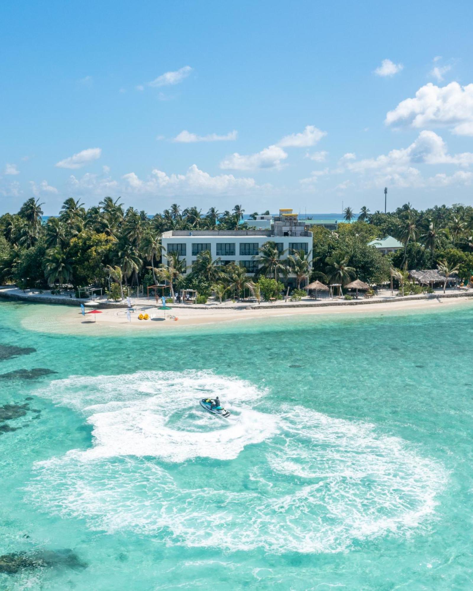 Plumeria Maldives Thinadhoo  Buitenkant foto